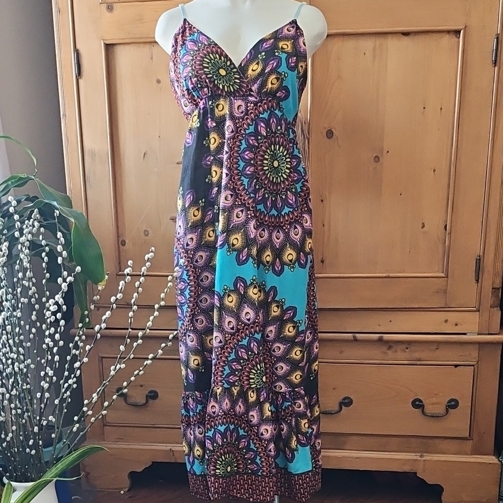 Genevieve Gozum Bohemian Mandal Maxi Dress Size ?